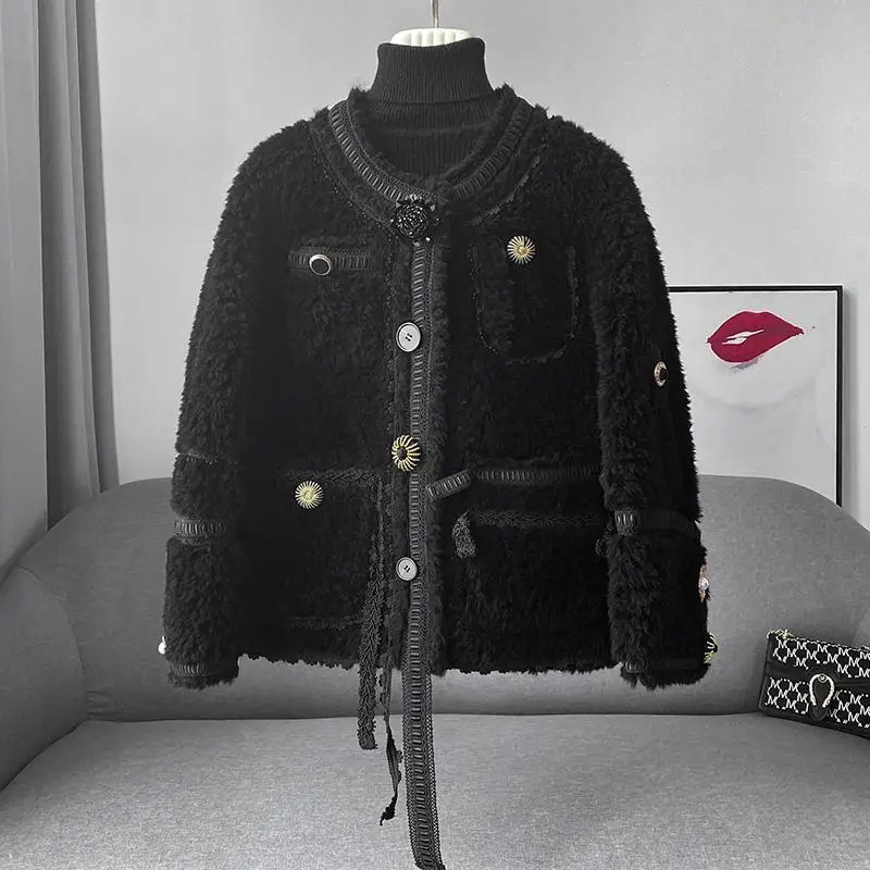 

2022 Women Autumn Winter Fashion Short Sheep Shearing Coats Female Genuine Wool Fur Jackets Ladies O-neck Loose Overcoats Q02