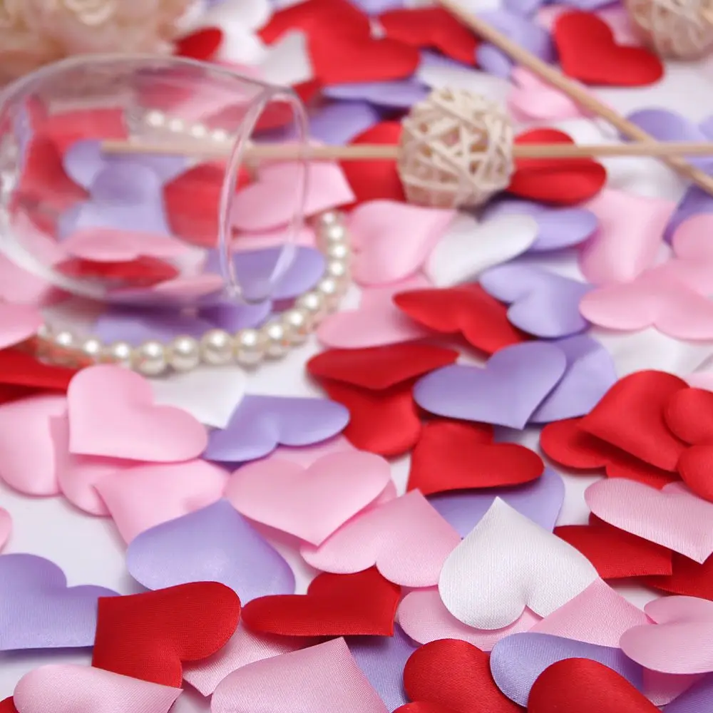 

100Pcs/pack Romantic Padded Fabric Throwing Petals Love Heart Wedding Party Decoration DIY Craft Table Decoration