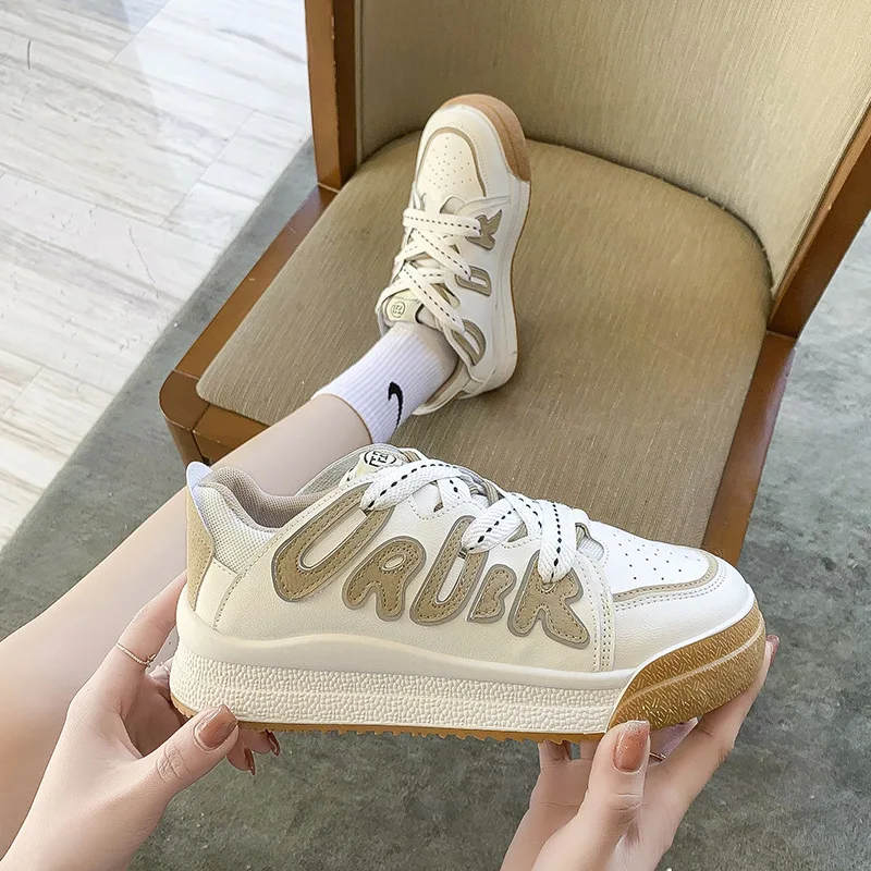 

Casual Shoes Female Spring 2022 New Daddy Shoe Wholesale Sneakers Thick Soles Students Small White shoes Female