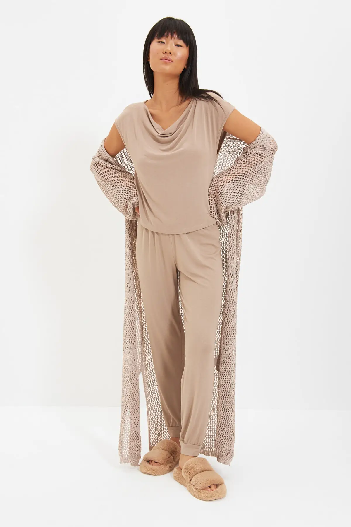 

Trendyol Funnel Collar Knitted Viscose Pajamas set THMAW22PT0021