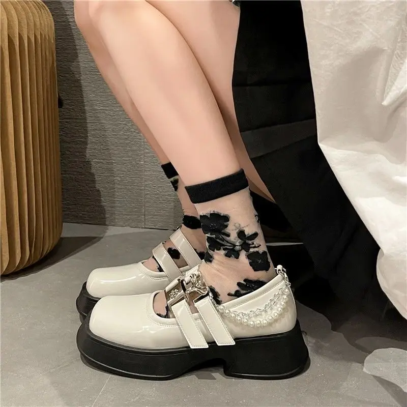 Spring Autumn Pearl Chain Lolita Shoes Buckle Mary Janes Shoes Leather Shallow Woman Flats Girls Platform Shoes Zapatos Mujer
