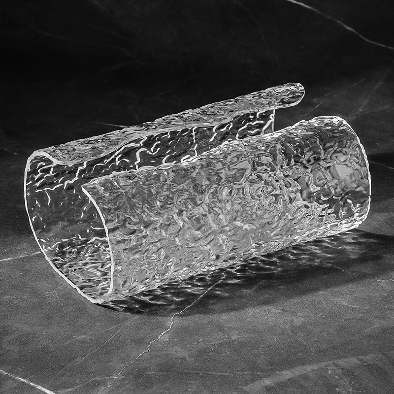 

Пластиковый овальный держатель для салфеток