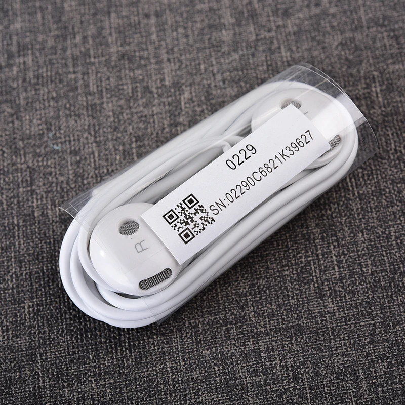 Проводные наушники-вкладыши HONOR AM115 в динамическом стиле с микрофоном