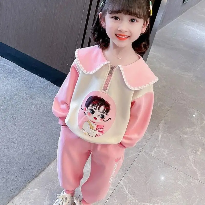 

Новинка 2023, модная детская одежда на весну и осень, комплект из 2 предметов для девочек, свитшот с длинным рукавом и отложным воротником и штаны с принтом, женская одежда