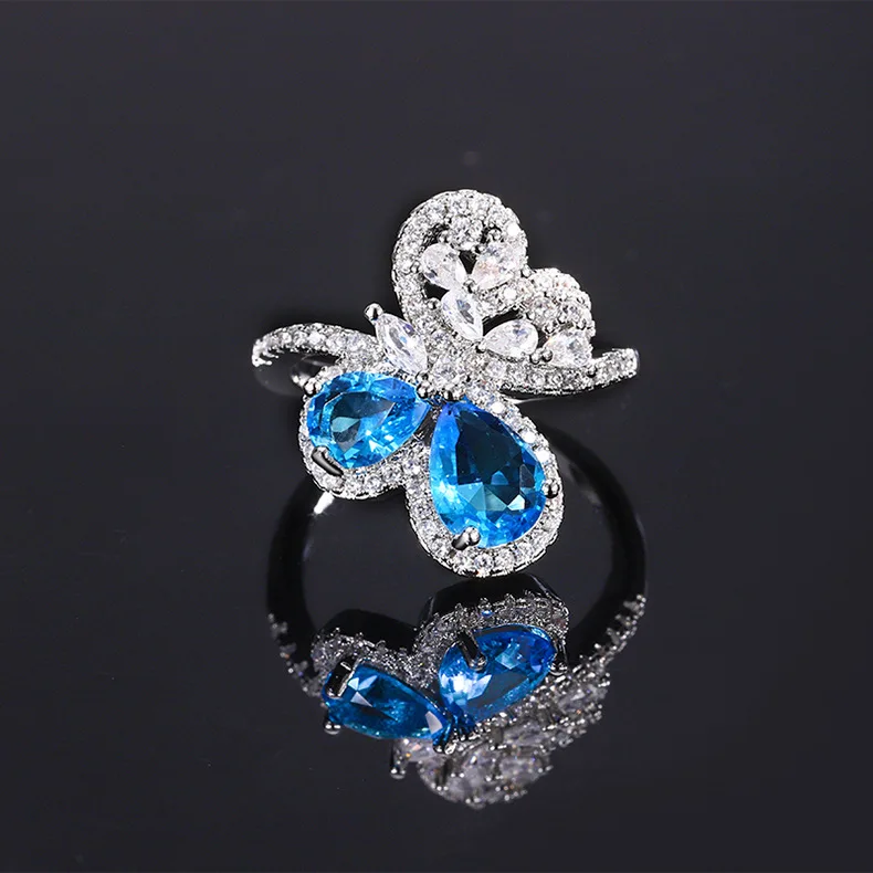 Женское кольцо с синей бабочкой креативное Открытое геометрическим дизайном