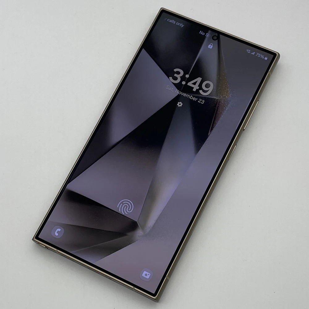 Смартфон Samsung Galaxy S24 Ultra 12/256ГБ global б/у