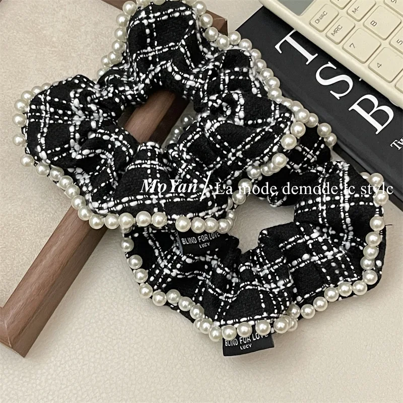 

Высококачественная твидовая повязка для волос в классическом стиле с жемчугом для женщин