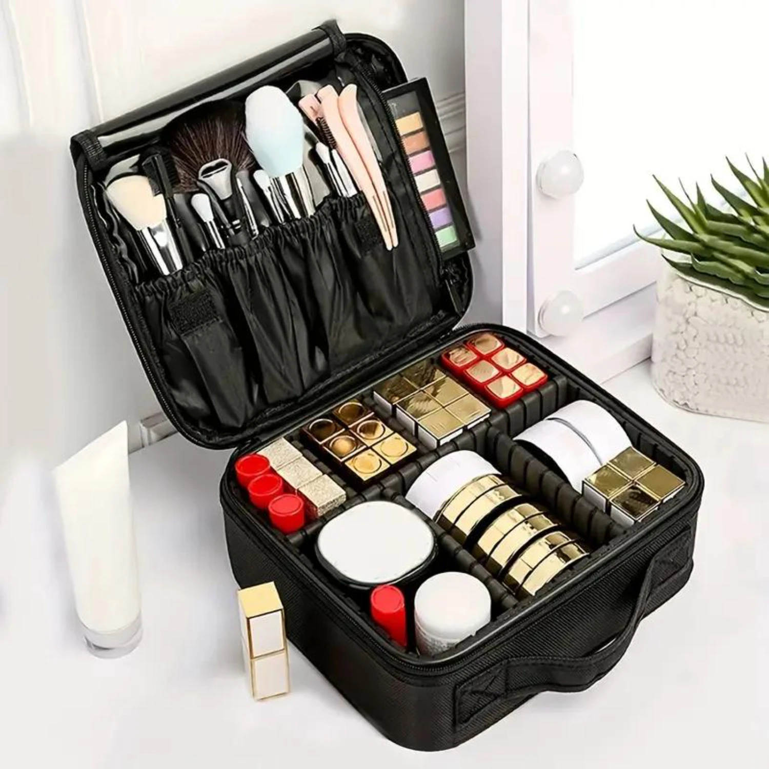 Ultra-Portable Cosmetic Organizer Bag - Stylish Dividers & Secure Makeup Case Ideal Travel Companion for Effortless Multifuncti