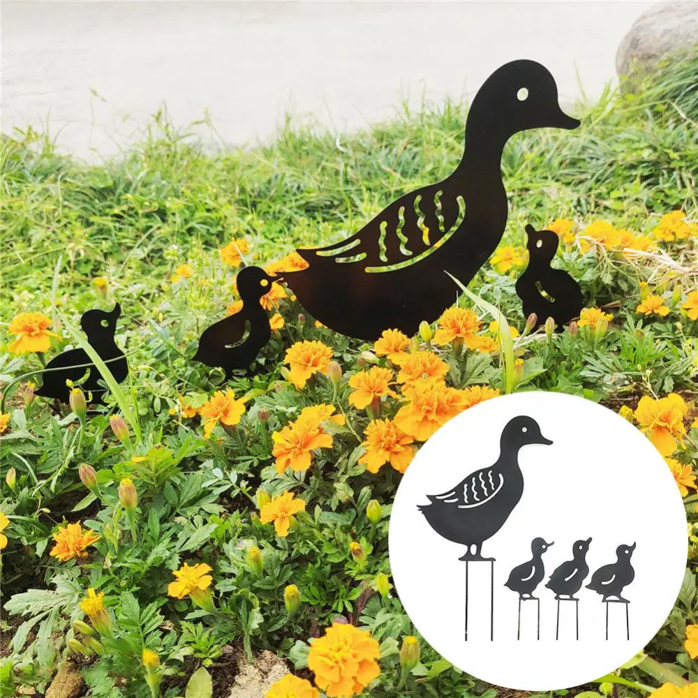 

4Pcs Garden Supplies Lawn Decoration Iron Ducks Creative Hollowed Outdoor Courtyard Garden Decor Cute Ornaments 2021 New