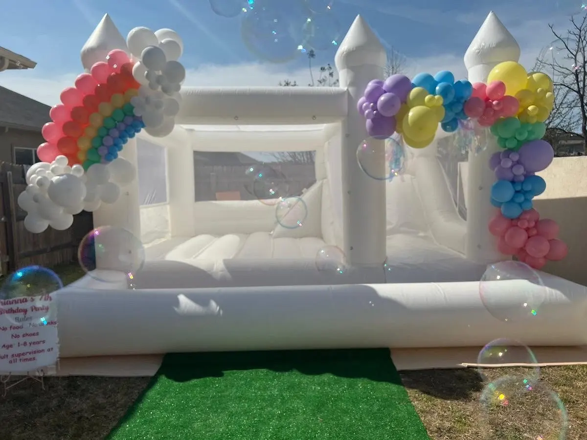Белый свадебный домик для прыжков коммерческий надувной 3 в 1 комбинированный