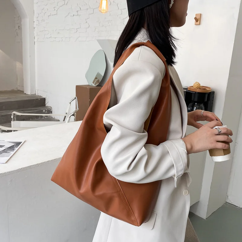 2023 Shopping Bag Woman Bag Pure Color Series Reusable Commuter Simple Large Capacity Fashion Tote Bag designer bags luxury