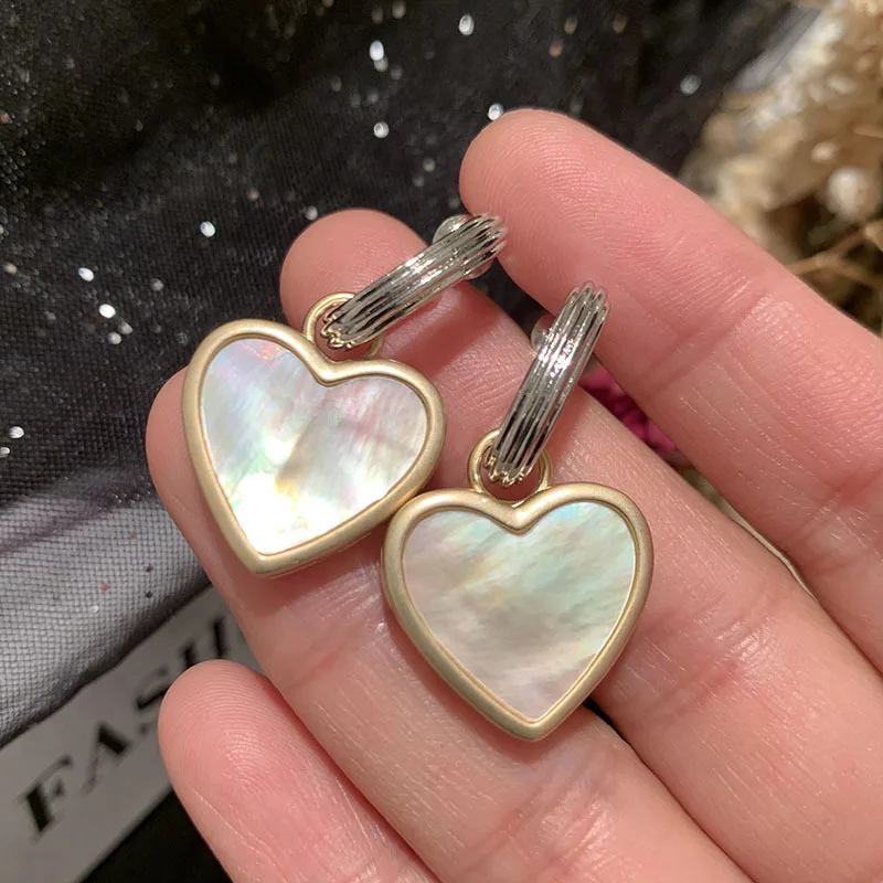 

Французские модные популярные серьги INS love, матовые элегантные серьги в виде звёздочек контрастных цветов