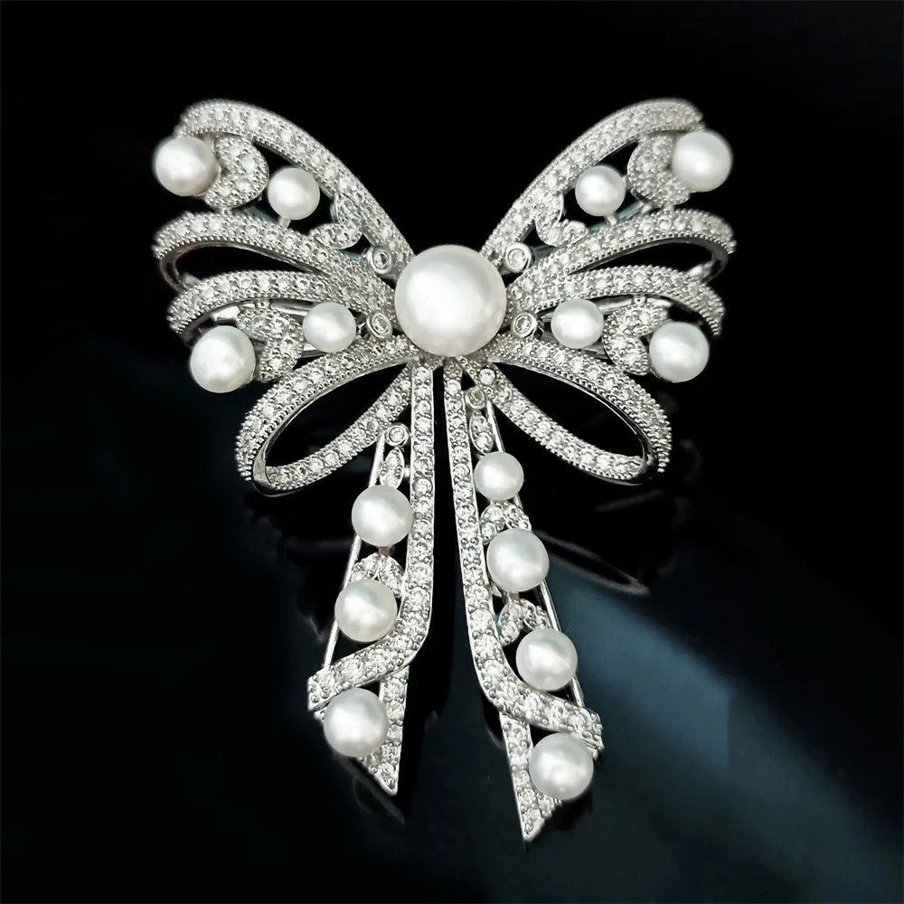 

High-end Exquisite Naturalfreshwater Pearls Brooches Luxurious Zirconia Bow Brooch Elegant Zircon Multi-pearl Bowknot Corsage