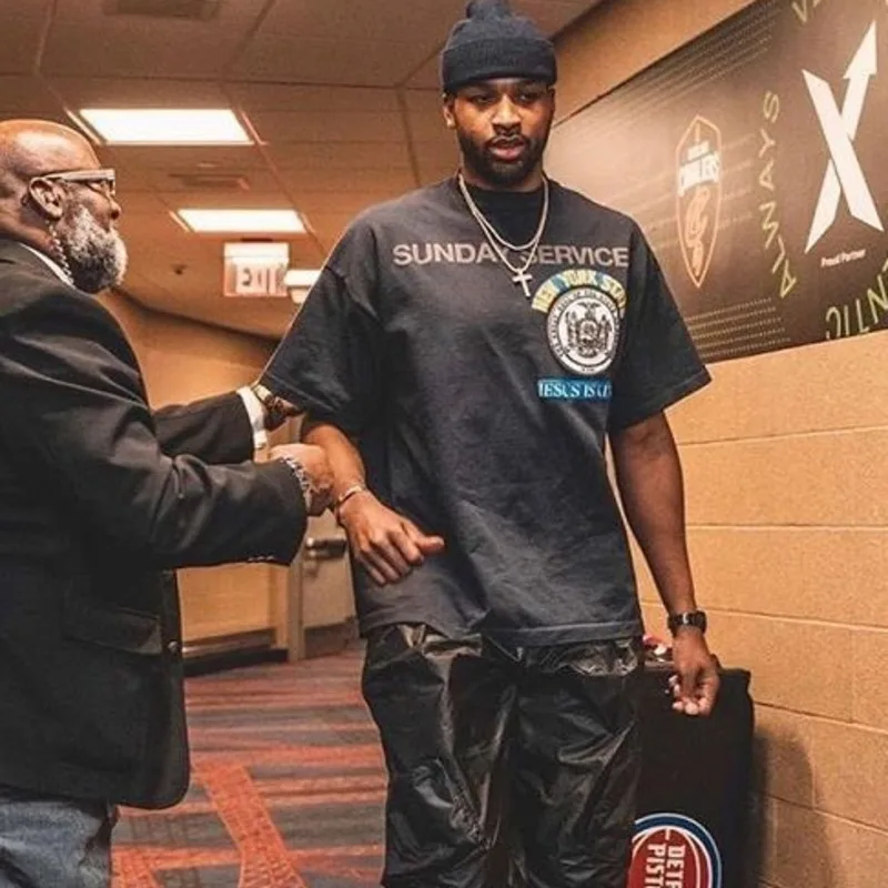 

JESUS IS KING Kanye Hiphop Short Sleeved Streetwear Tees Fashion Brand Men Women Loose Cotton Casual Oversized Tops T-Shirts