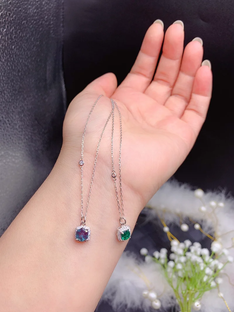 Лабораторная александритовая женская подвеска 925 пробы Серебряная новая