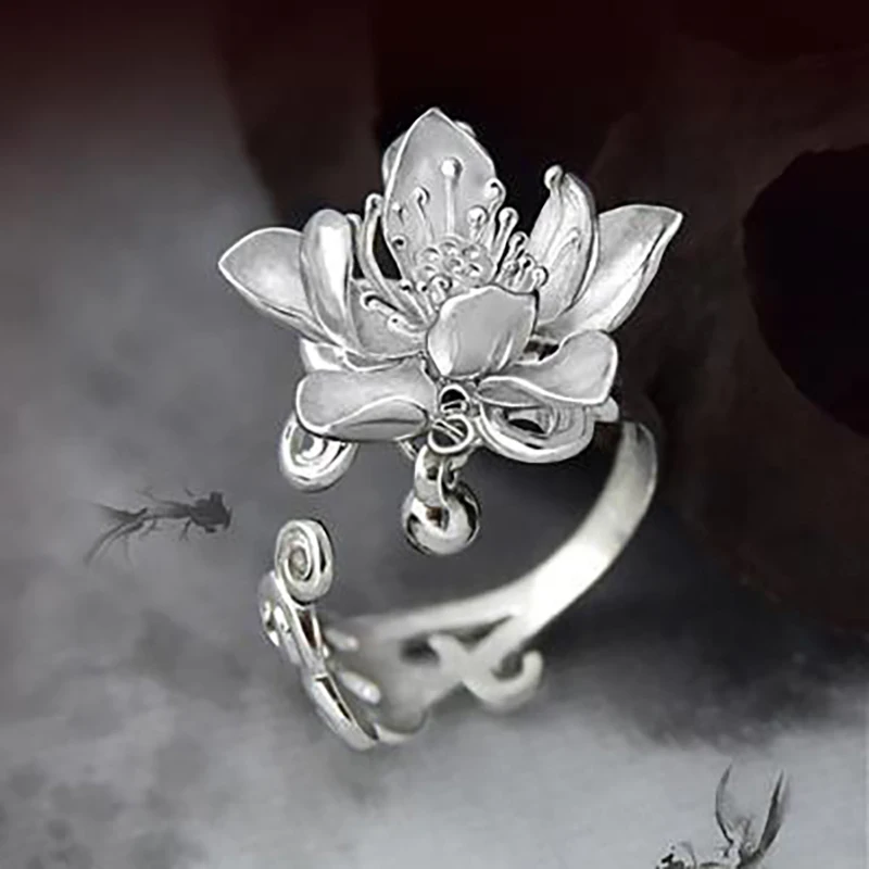 

Original handmade anemone opening can be adjusted to attend the cocktail party ring retro fashion literary female jewelry