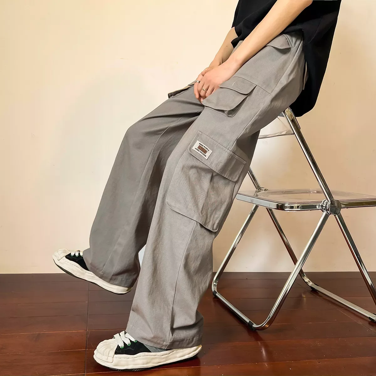 

NEW IN Casual Cargo Pants Men's Fashion Loose Straight Wide Leg Pants Men Japanese Streetwear Hip-hop Pants Mens Trousers