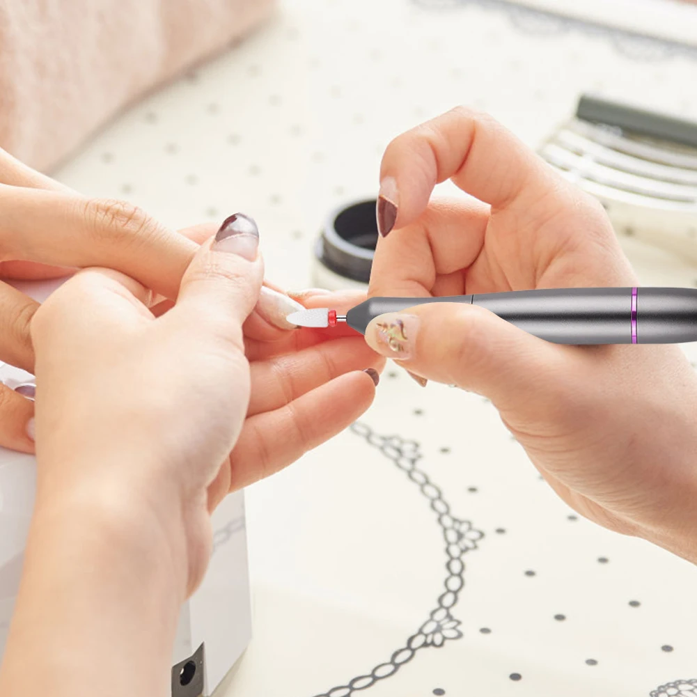 

Миниатюрный Электрический аппарат для маникюра с регулируемой скоростью, машинка для дизайна ногтей, машинка для полировки ногтей, аксессу...