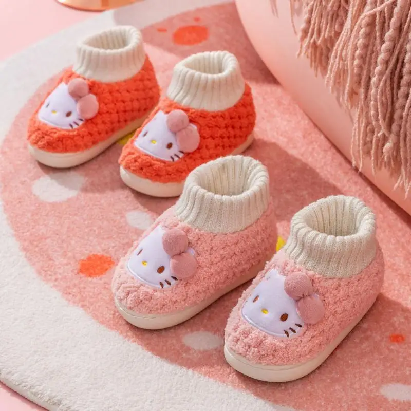 

Kawaii Sanrio, хлопковые туфли с мультяшным рисунком Hello Kitty, Нескользящие Теплые Симпатичные домашние осенние и зимние детские туфли для девочек, ...
