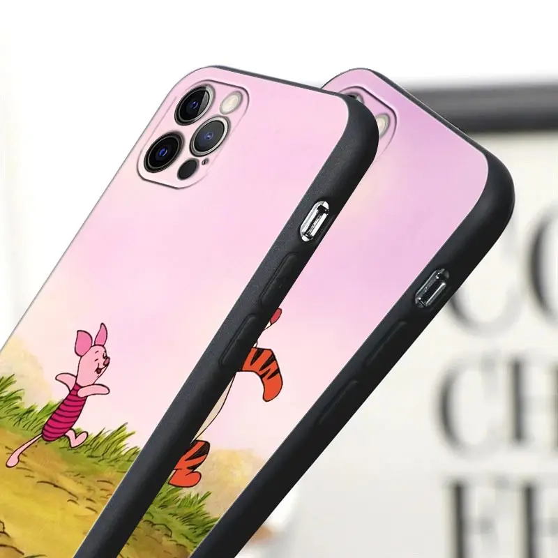 Фото Чехол для телефона с Винни-Пухом, Пиглетом и Тигром для iPhone 17, 16, 15, 14, 13, 12 Mini, 11 Pro Max, 16 Plus, 17 Pro, 17E, 17 Air, 16E, 7 №2