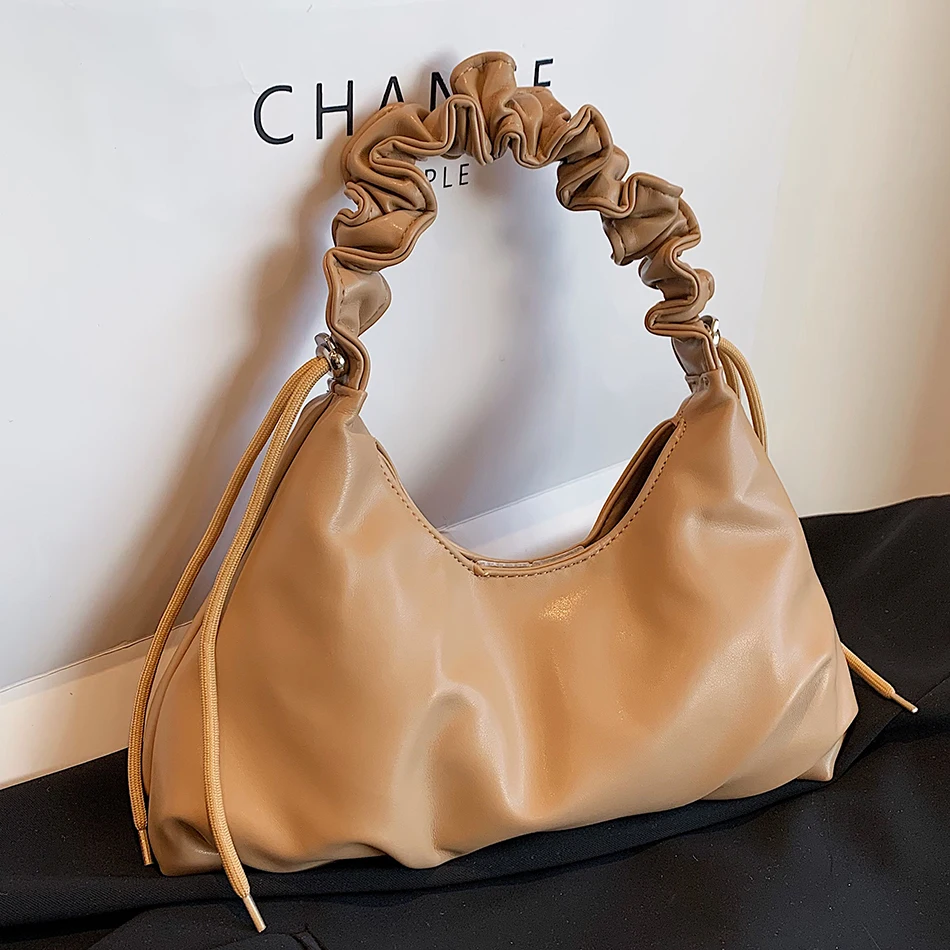 

Elegant Women's Small PU Leather Half Moon Bag Designer Pleated Shoulder Strap Purses and Handbags 2023 Trend Underarm Totes New