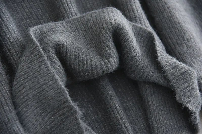 Kuo 2023 зимний дизайн элегантный вязаный свитер контрастного цвета с открытыми