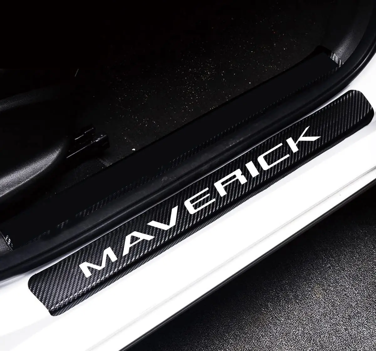 

4 шт., светоотражающие 4D наклейки из углеродного волокна для порога двери Ford Maverick