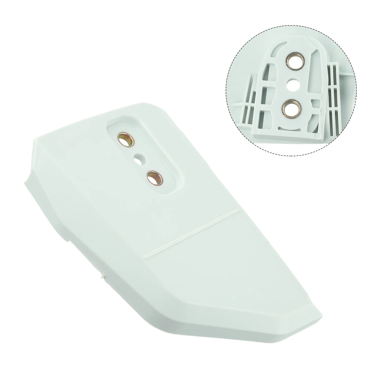 Крышка боковой звездочки сцепления защищает и продлевает срок службы вашей цепи