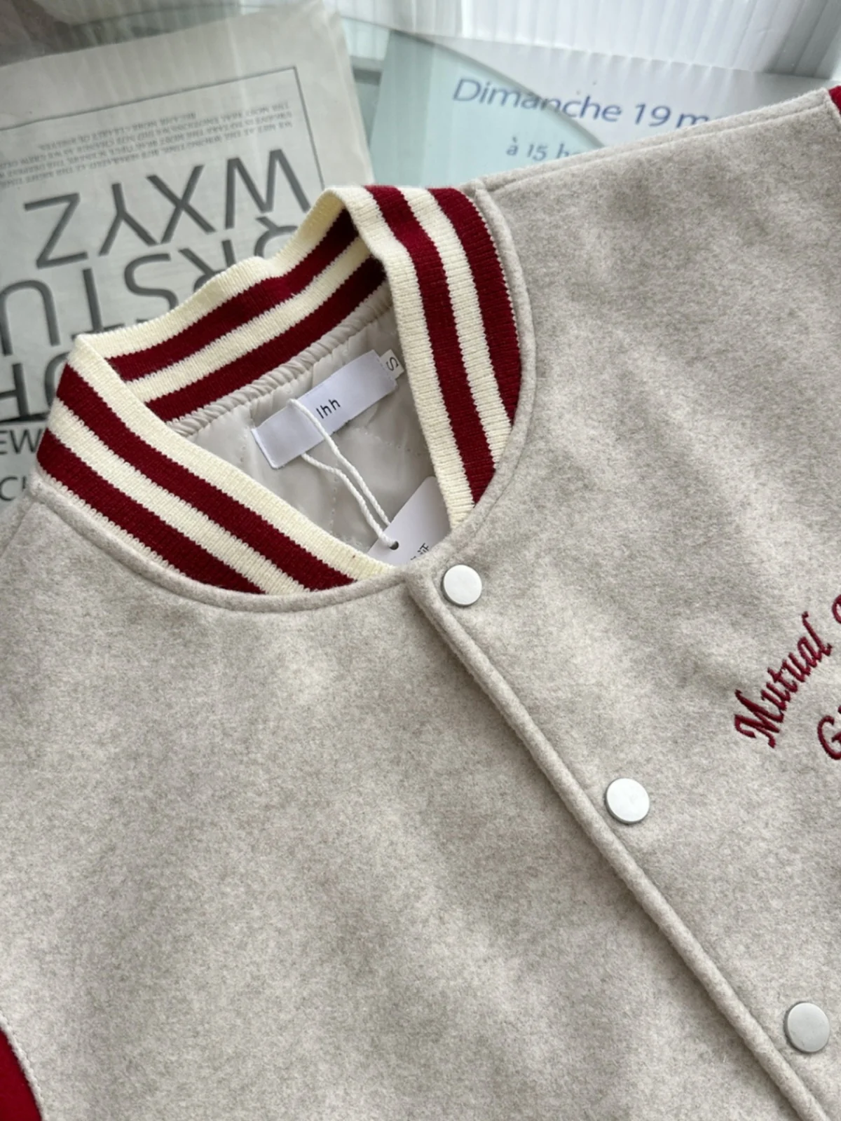 Изящная шерстяная бейсбольная форма женский осенне-зимний пуховик новинка 2024