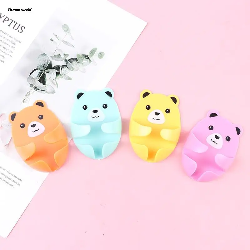 

1pcs Plastic Cute Cartoon Adhesive Hook Powerful Traceless Plug Hook Kitchen Bear Plug Storage Hook