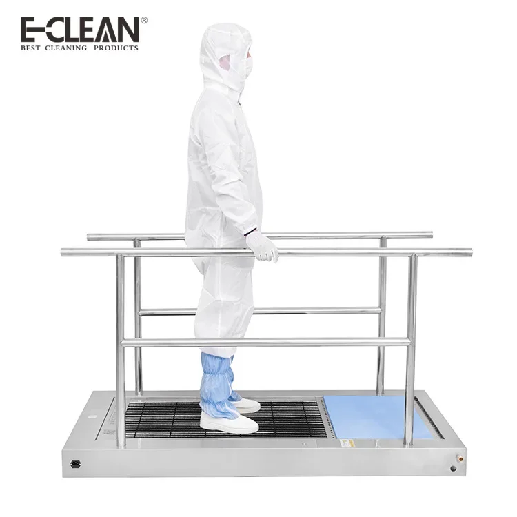 Машина для очистки подошвы в душевой комнате e-clean
