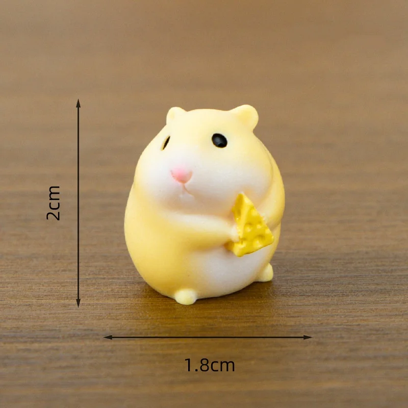 

Миниатюрные фигурки хомяков из смолы