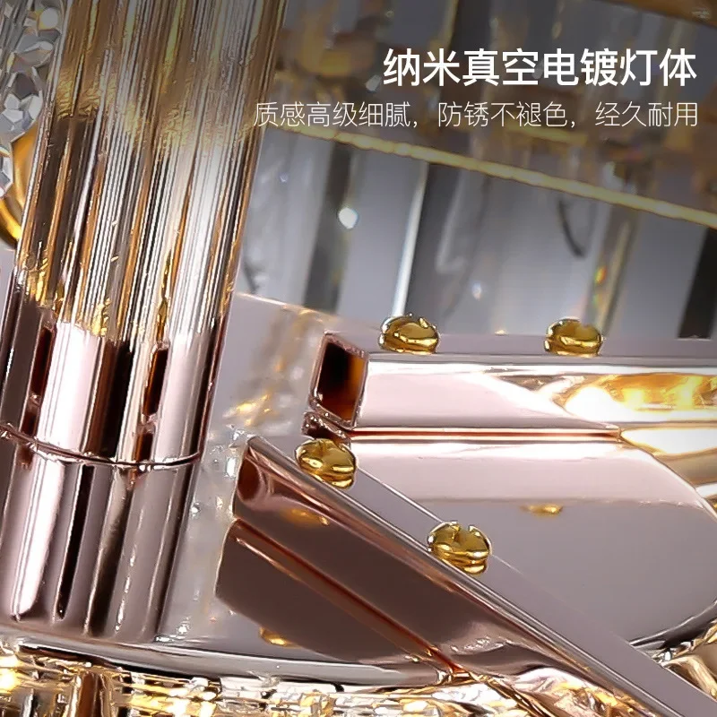 Хрустальная люстра в гостиной роскошная элегантная вилла самопостроенные