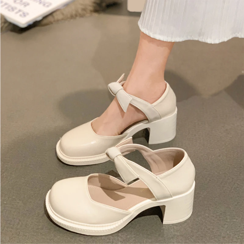 

Туфли-лодочки женские на шнуровке, с круглым носком и бантом