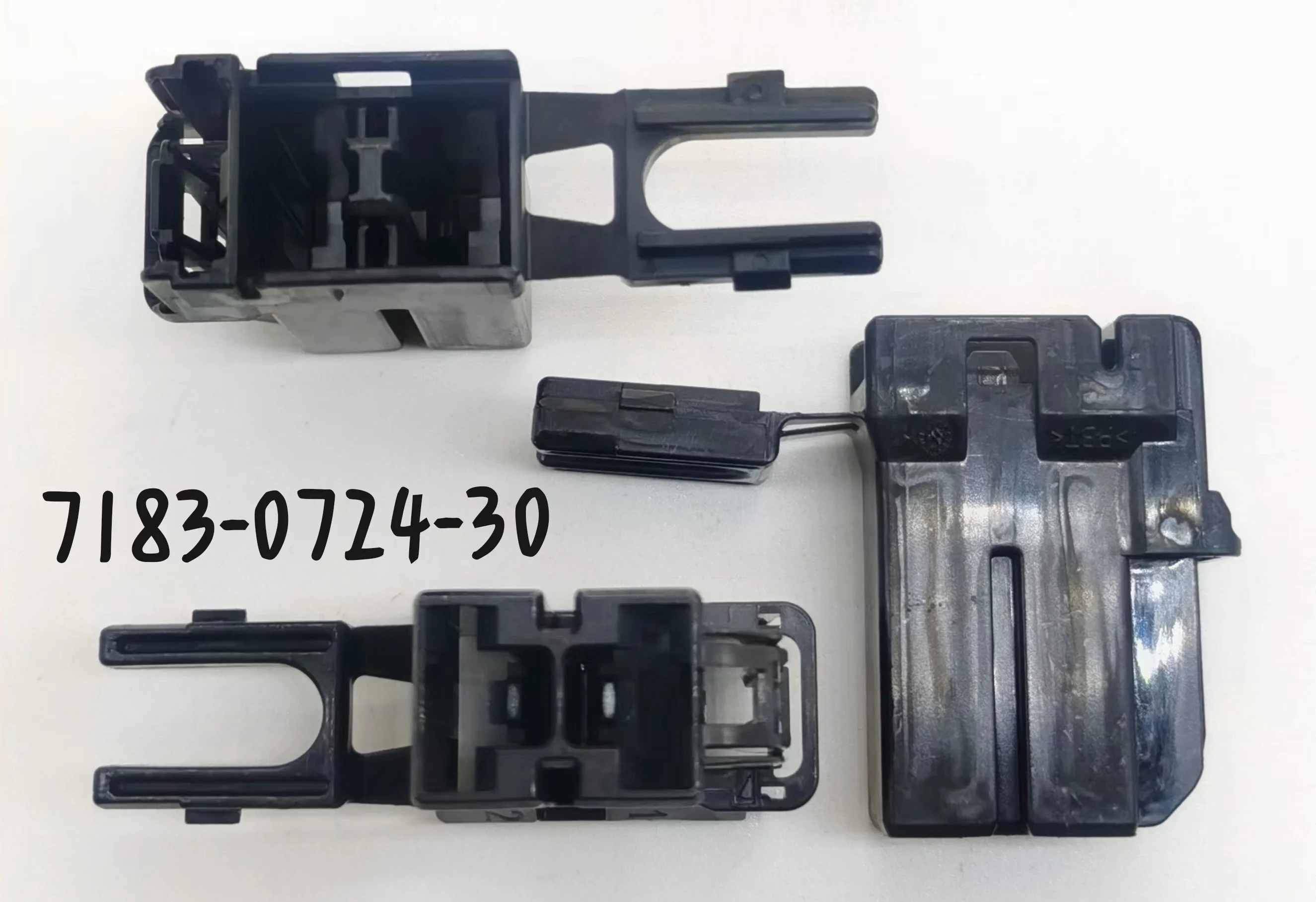 Оригинальный разъем 7183-0724-30