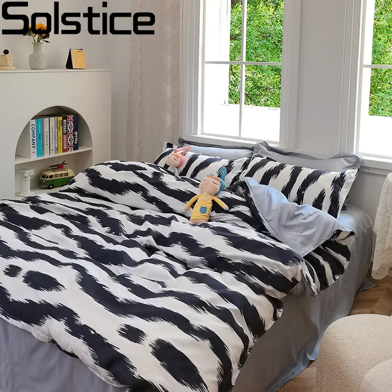 

Solstice Bedding Sets Black Zebra Wavy Stripes Duvet Cover Flat Bed Sheet Pillowcase Boy Teenage Adult Child Bedding Linens Set