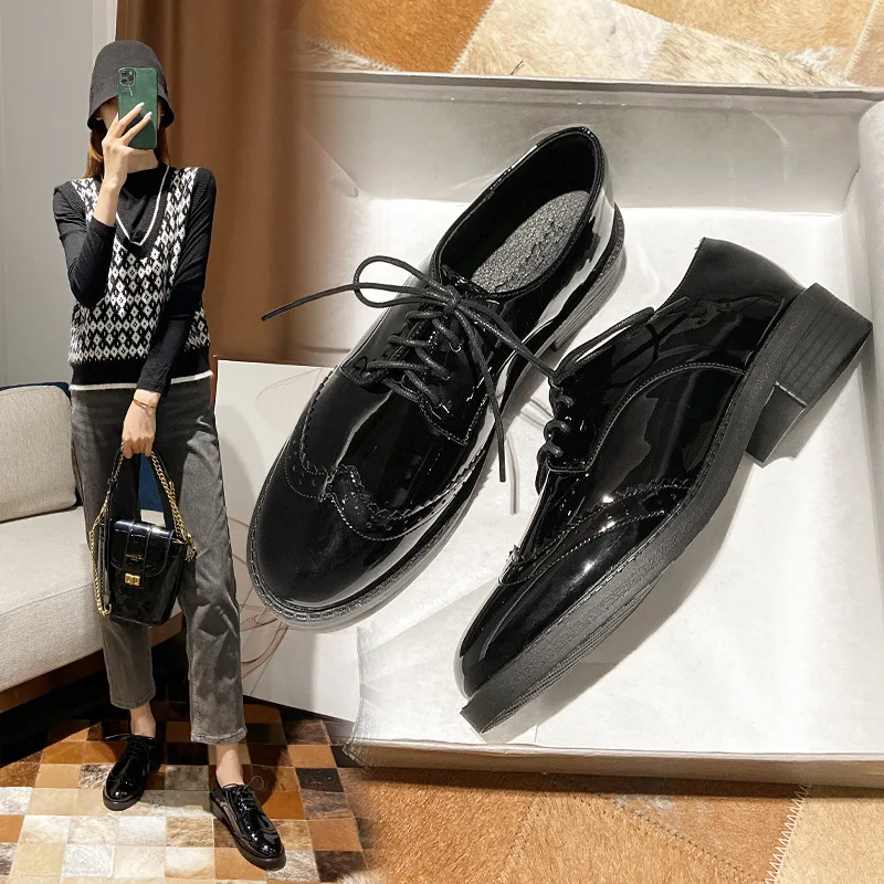 Fashion Women Flat Loafers Shoes British Style Black Thick Sole Soft Sole Work Shoes Lolita Platform Shoes Ladies Shoes