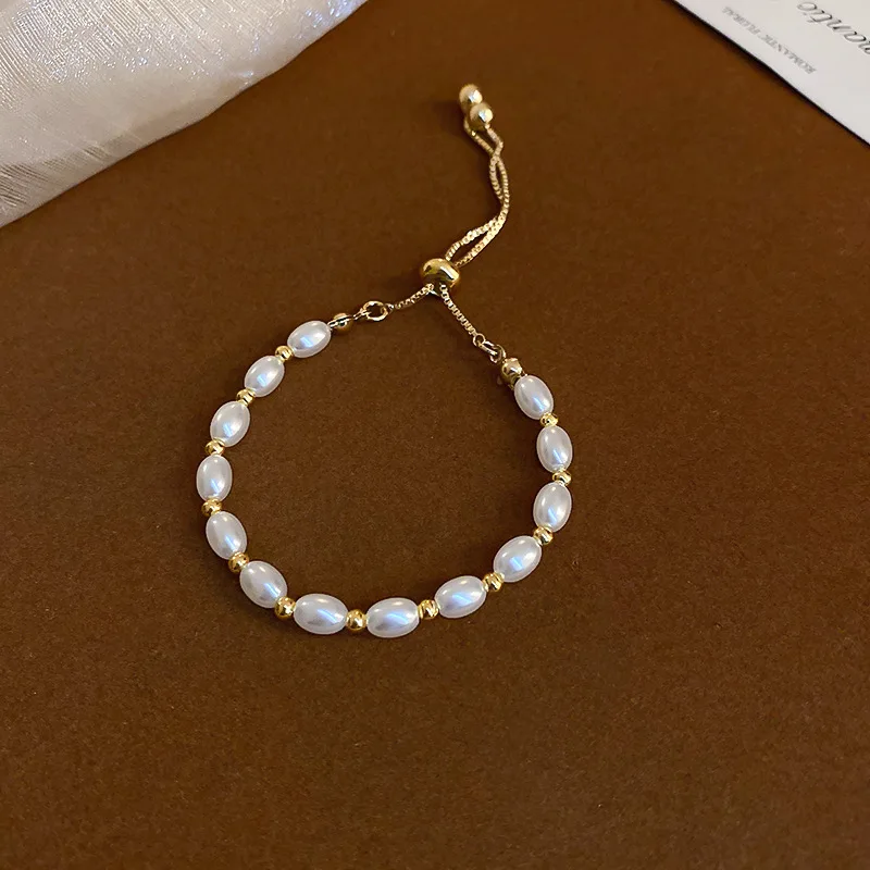 

Stringed Pearls Pull-out Bracelet Fashionable All-Match Commuter Bracelet for Women