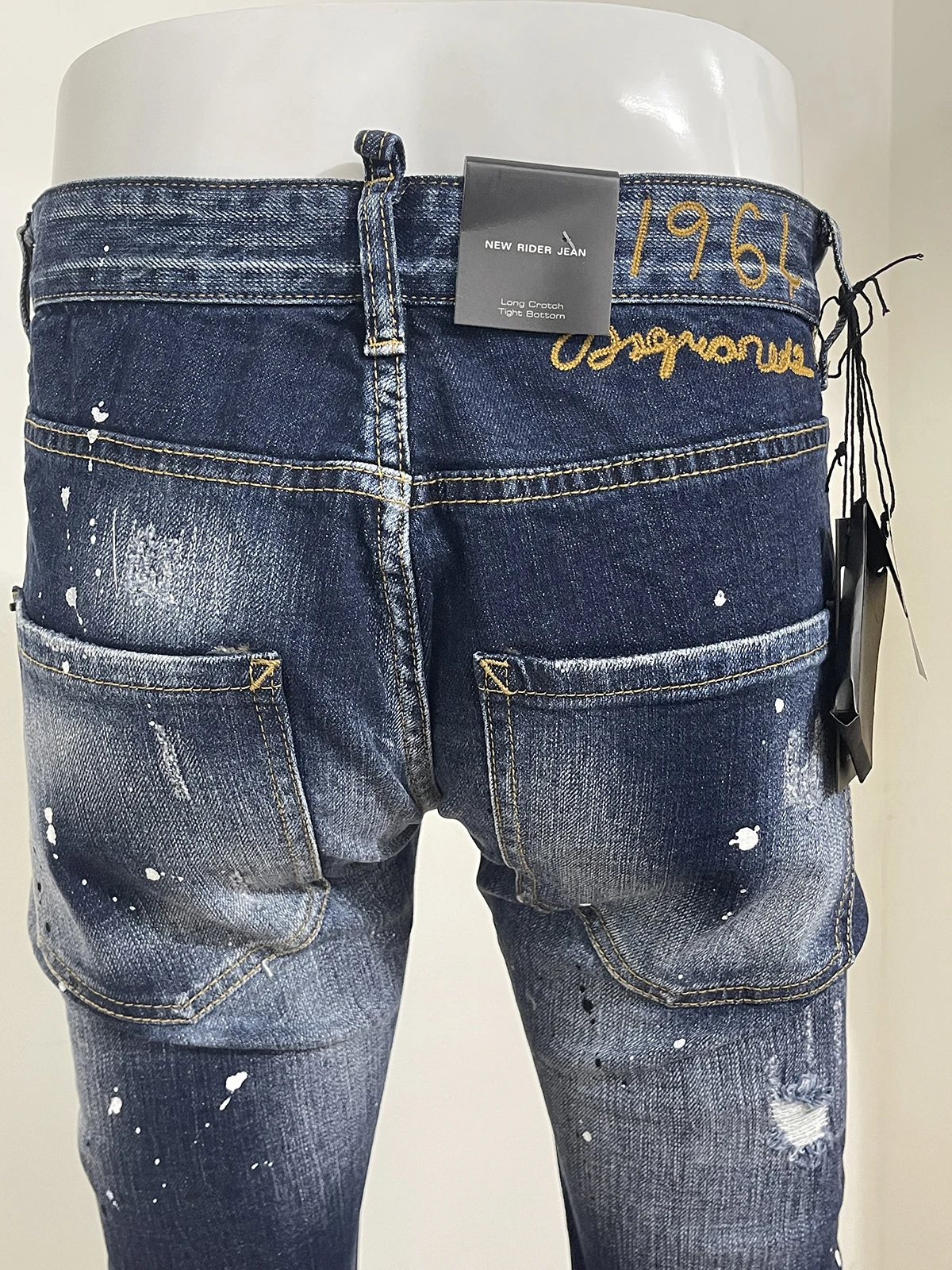 2023 spring and autumn new style D2 jeans men wash worn holes patch paint micro bullet embroidery straight blue jeans man