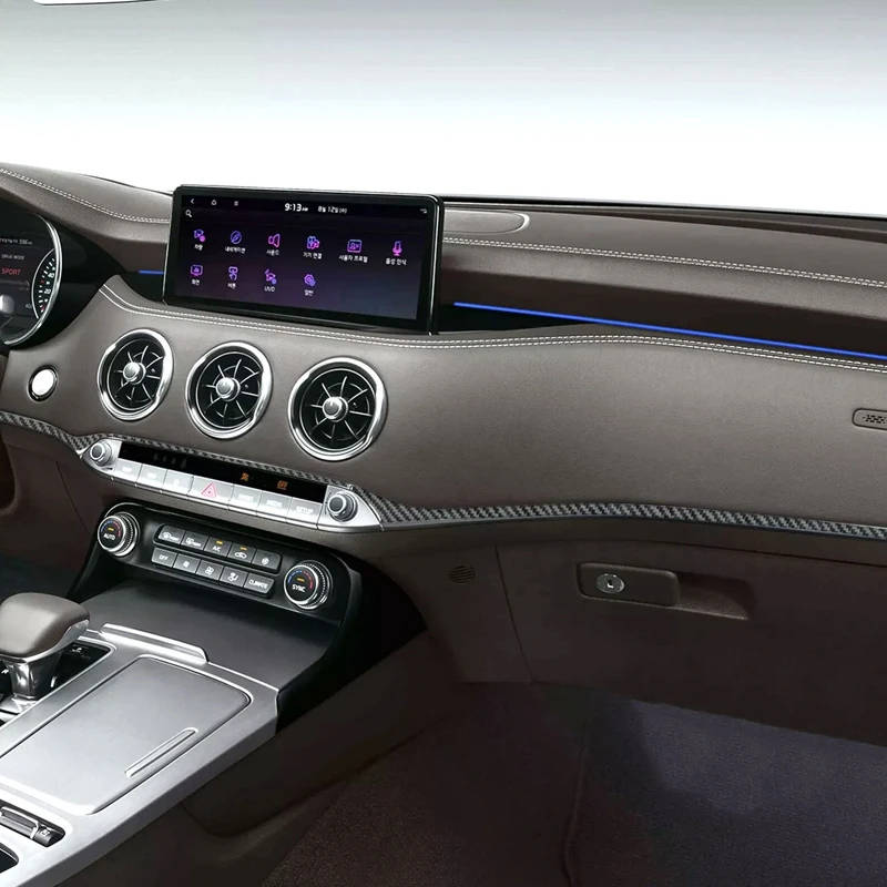 Фото Для Kia Stinger 2018-2023 GTS: Накладки на приборную панель из настоящего карбона, декоративные полосы, аксессуары для интерьера автомобиля (левый/правый руль) №5