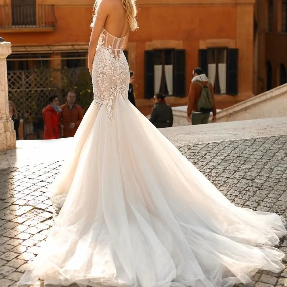 

Qcenkeren Wedding Dresses Trumpet Strapless Bridal Gowns With Elegant Appliques Court Train Lace New For Charming Women 2023