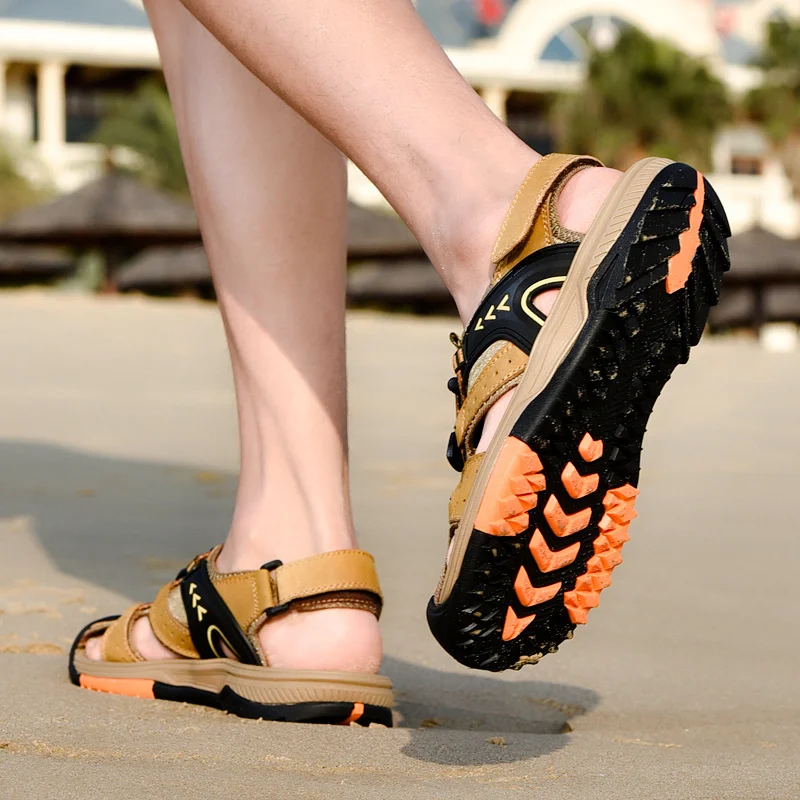 2023 New Arrivals Men Outdoor Sneakers Sandal Summer Khaki Men's Leather Sandal Comfortable Men Beach Sandal Sandalias Hombre