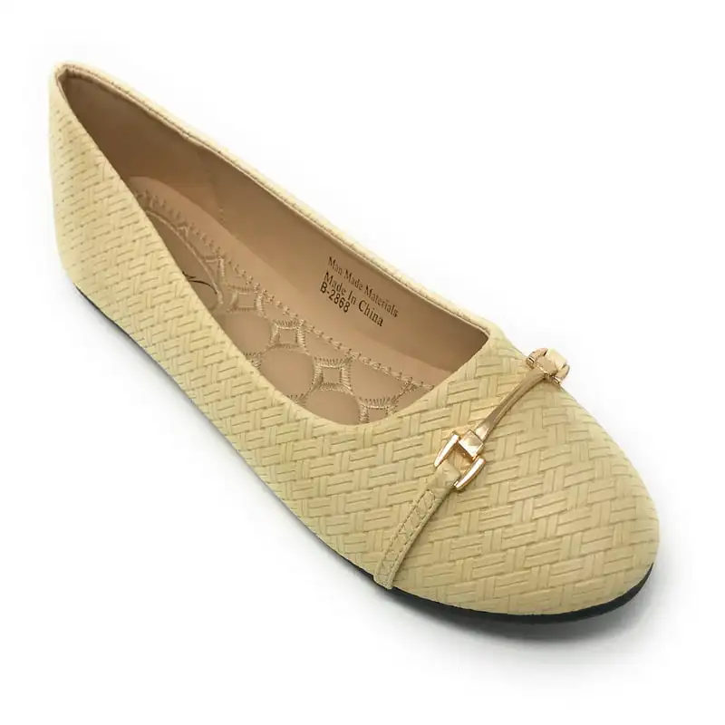 

Weaved Pattern With Gold Buckle Ballerina Flats (Women)