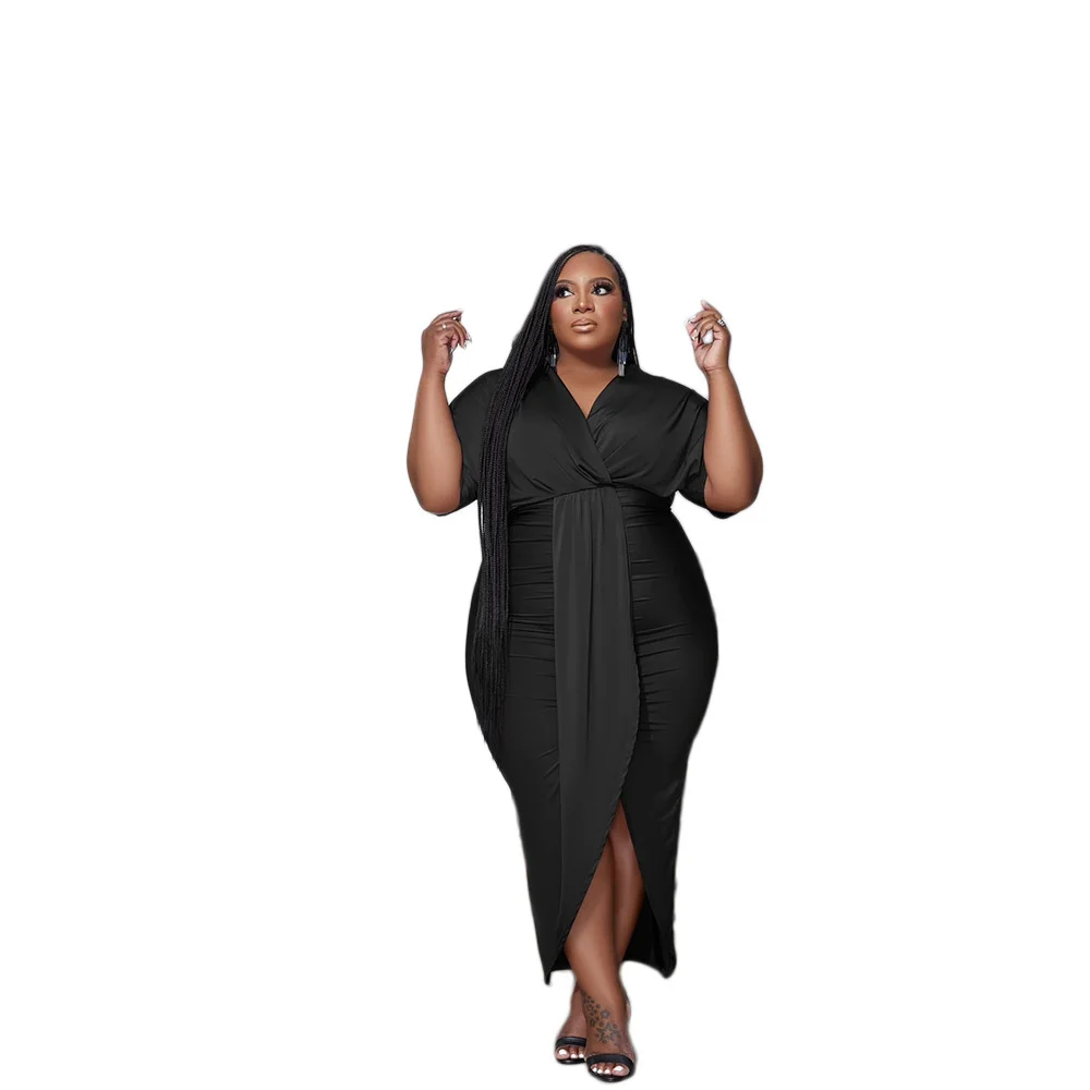Plus Size 2023 Fashion New V-neck Short Sleeve Pleated Temperament Commuter Dress, Solid Color Buttocks, Slim And Elegant Dress