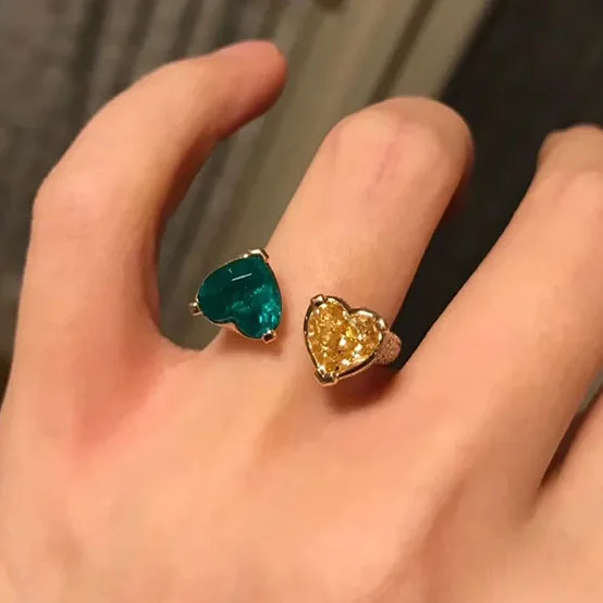 Кольцо женское золотистое с цирконом милое регулируемое Ювелирное Украшение