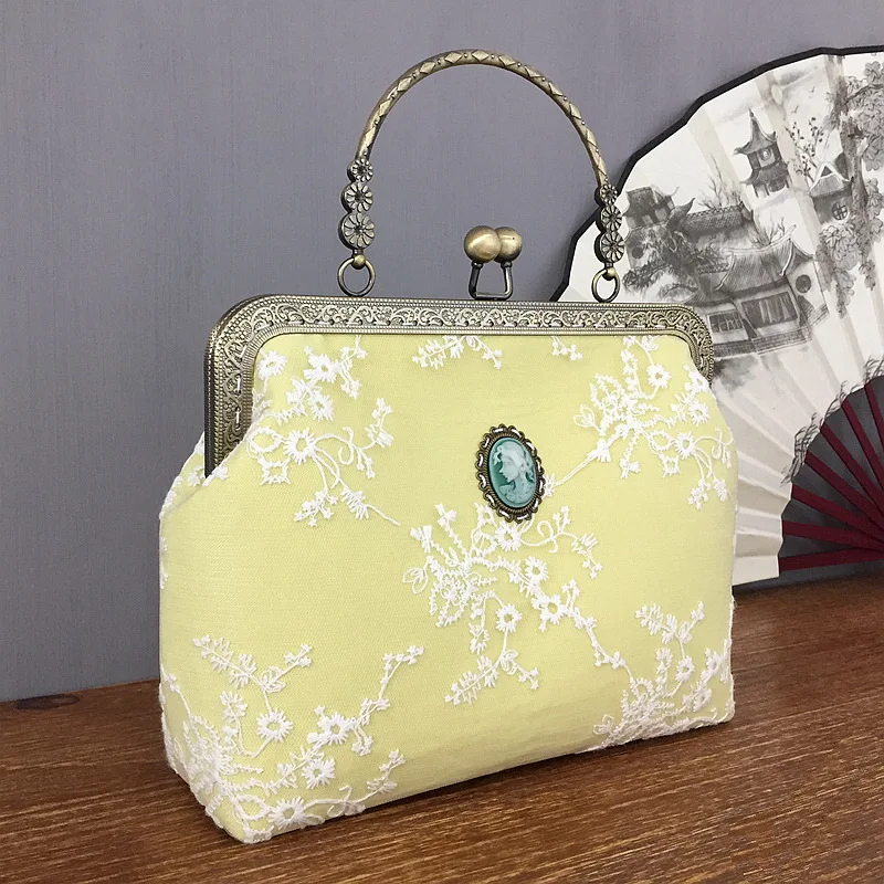 

Diinovivo Luxury Elegant Handbags For Women 2023 Chinese Style Embroidered Lace Shoulder Messenger Bags Chain Lady Tote WHDV2278