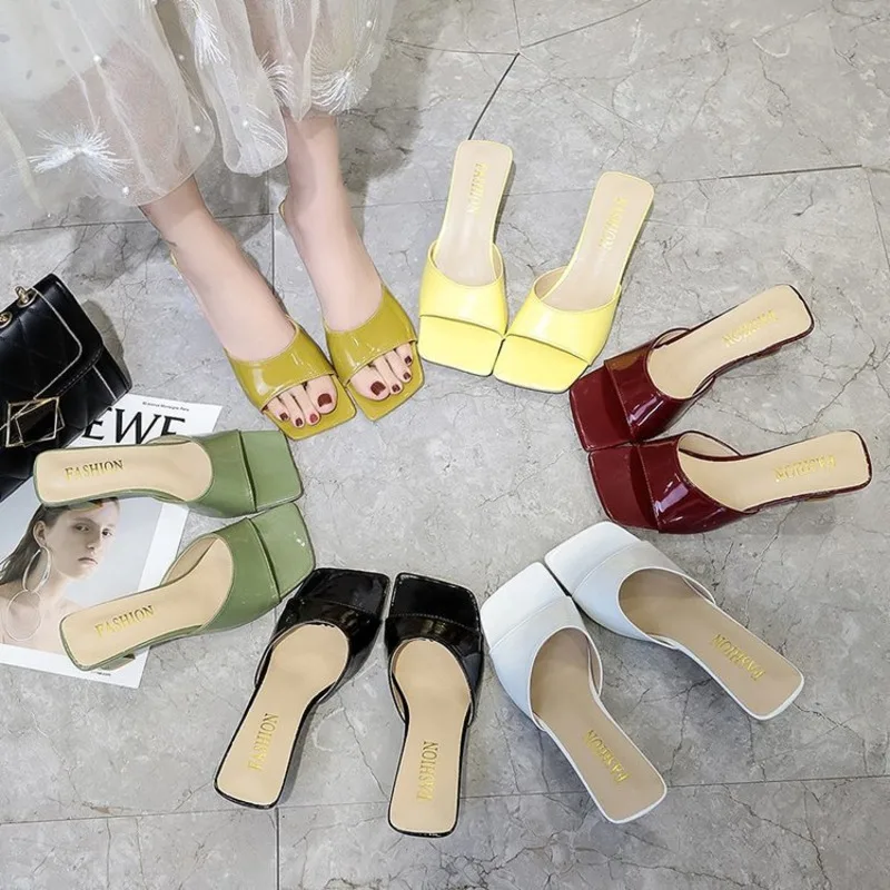

2022 Women's Slippers High-heeled Heel Summer New Style Square Head Thick Fashion Soft Leather One-sided Slippers
