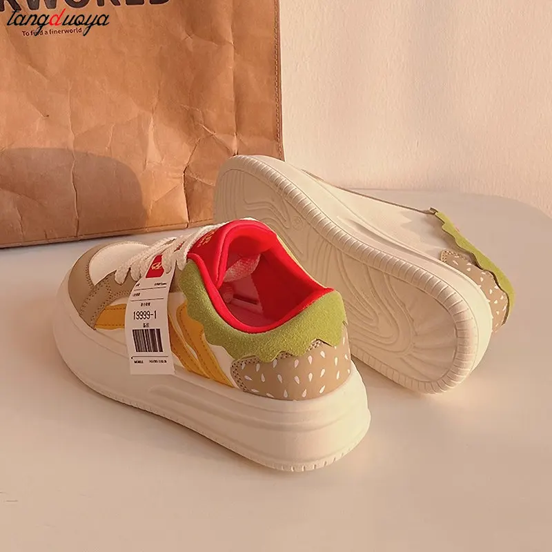 2024 новая нишевая женская спортивная обувь милые кроссовки с дизайном гамбургера