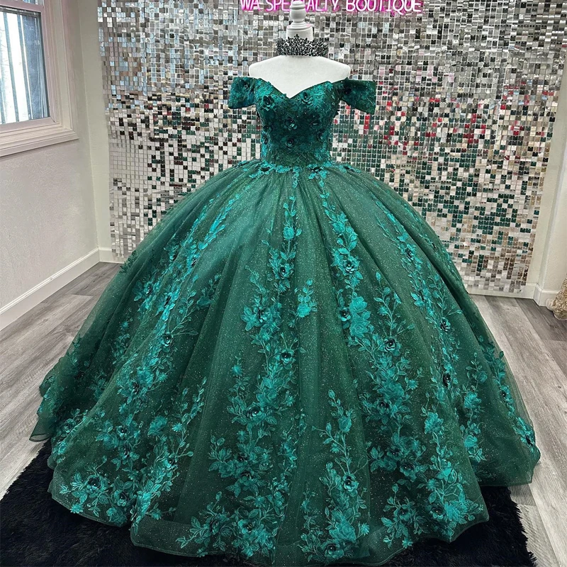 

IRIDESCENT Green Ball Gown Luxury Emerald 15 Year Old Girls Quinceanera Dresses Princess Party Dress Off Shoulder Appliques