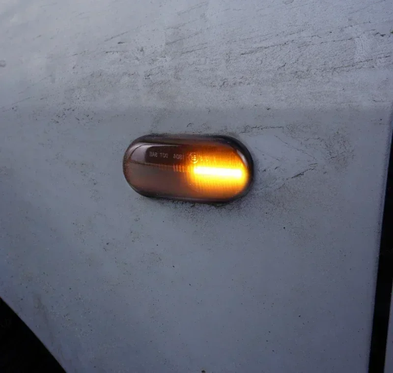 1 пара последовательных боковых указателей поворота для Nissan Tiida C11 Note E11 NE11 Micra K12